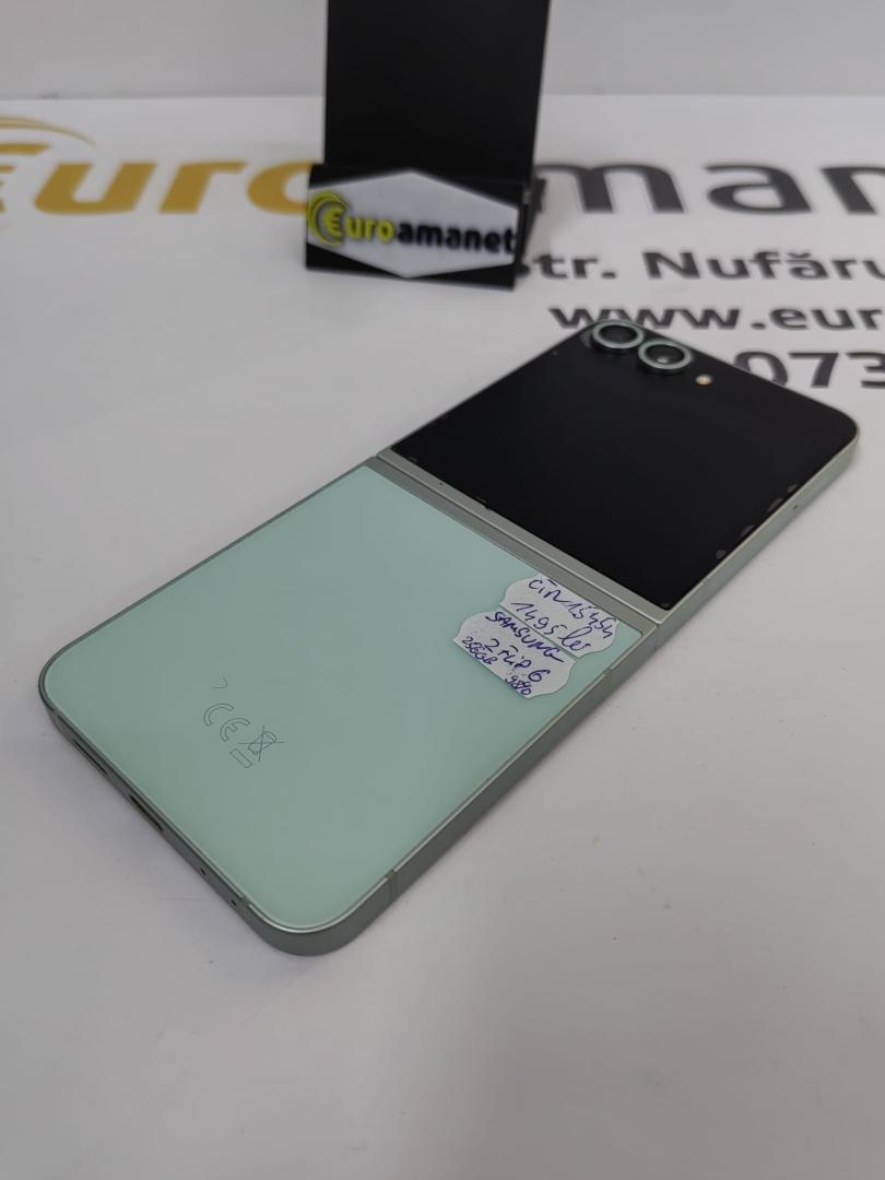 Telefon mobil Samsung Galaxy Z Flip6, 12GB RAM, 256GB-98 Bat image 3