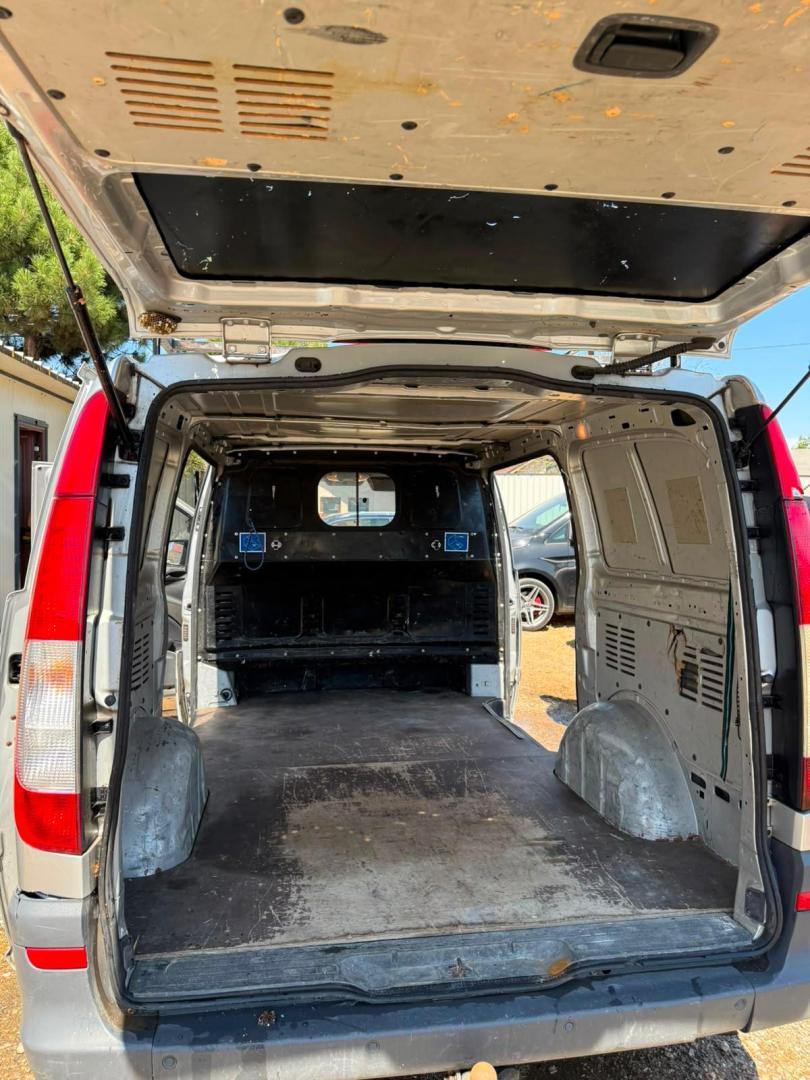 Mercedes Vito image 1