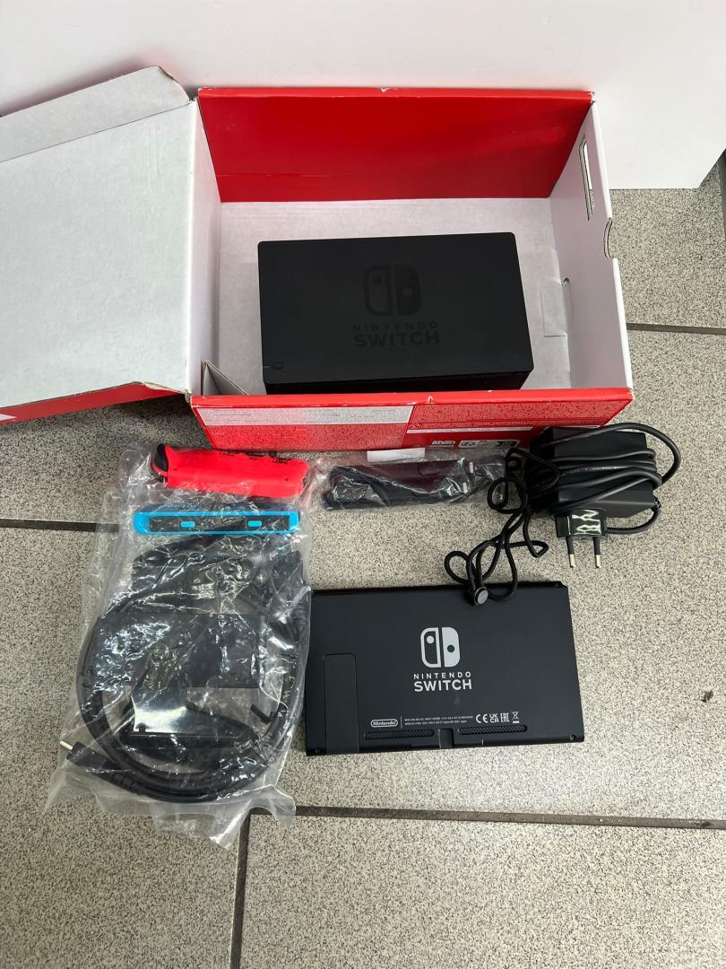 Consolă Nintendo Swich prima generație image 3