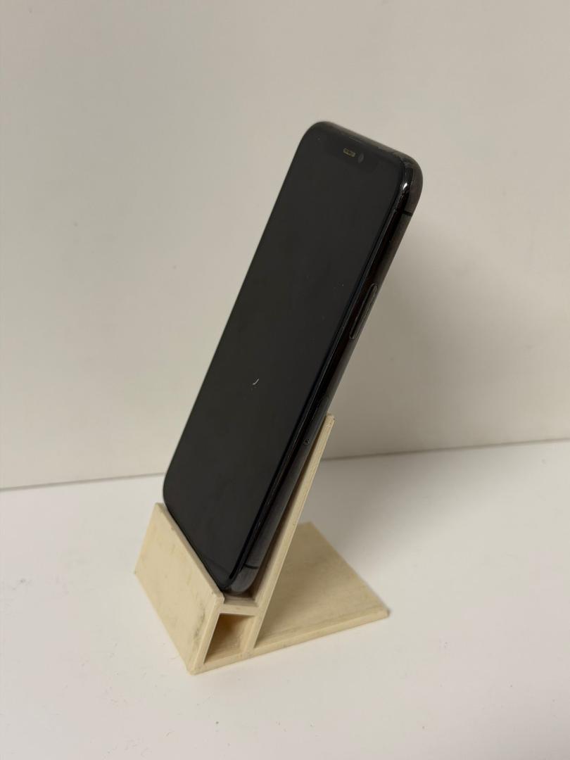 iPhone 11 Pro, 64GB, 82% image 2