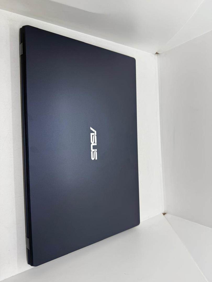 Laptopul ASUS E510M image 2