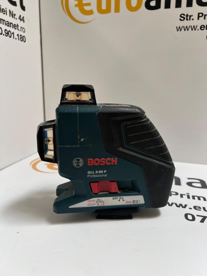 Bosch - Nivelă laser cu linii, rază de acțiune 120 m 0601063S00
