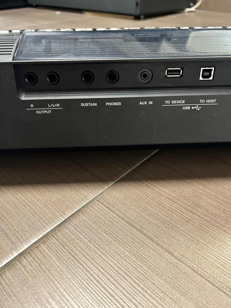 Sintetizator Yamaha PSR-EW410 image 4