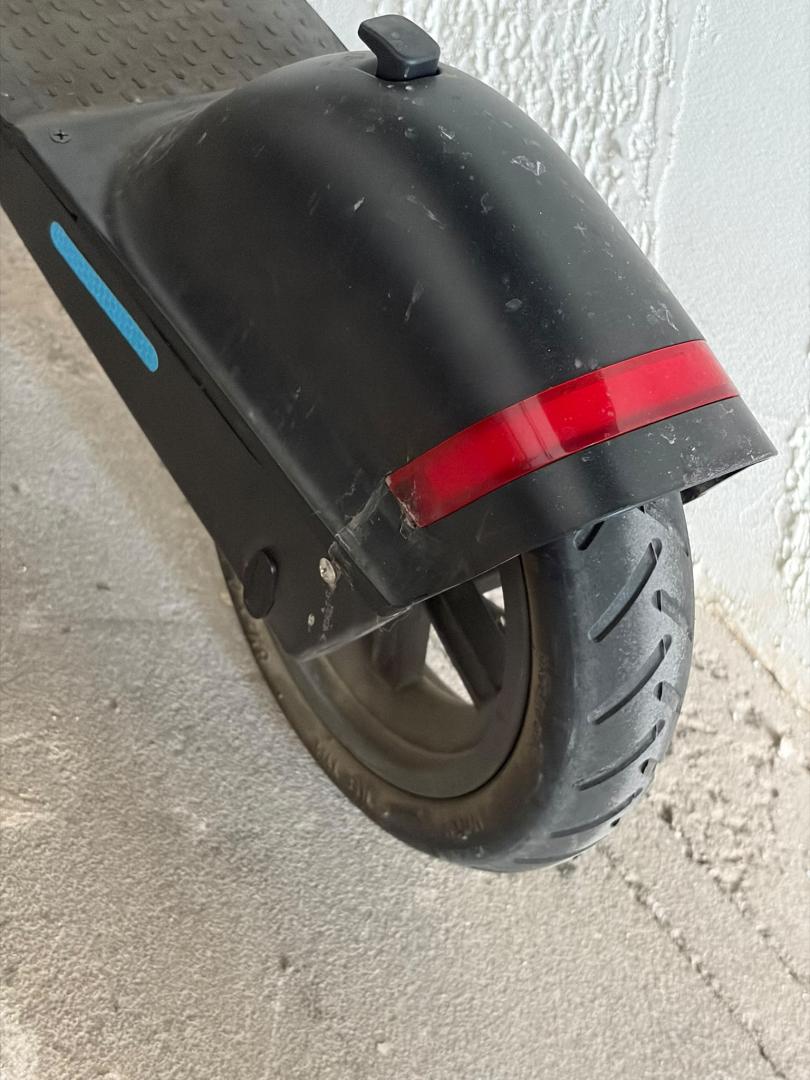 Trotineta electrica Blaupunkt ESC608, viteza max. 25 km/h, autonomie max. 20 km, pliabila, motor 250W, image 2