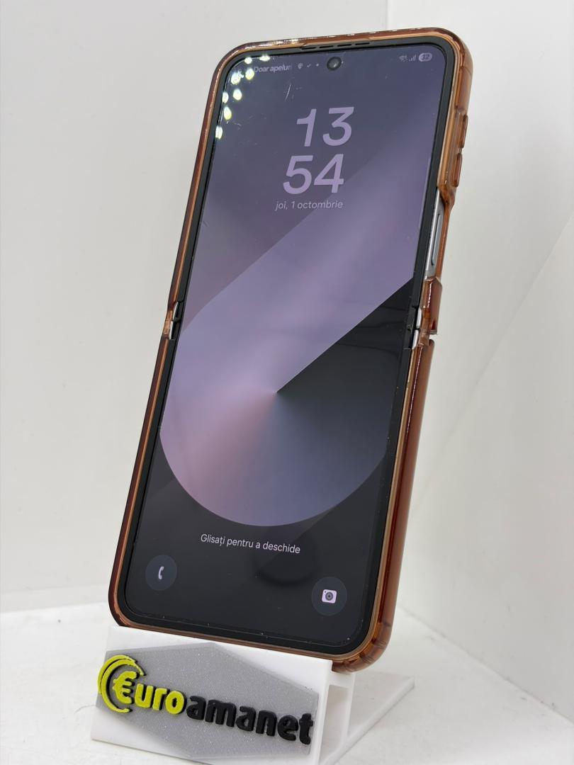 Telefon mobil Samsung Galaxy Z Flip6, 12GB RAM, 256GB, 5G, Silver Shadow image 2