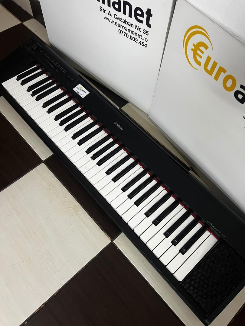 Pian Digital Portabil Yamaha NP-12 image 1