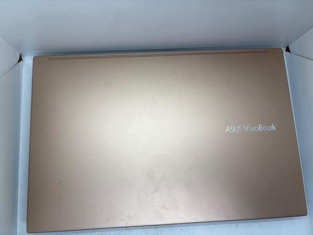Laptop ASUS Vivobook 15 M513UA cu procesor AMD Ryzen™ 5 5500U, 15.6", Full HD, OLED, 8GB, 512GB SSD, AMD Radeon™ Graphics image 2