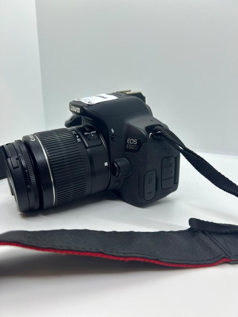 Aparat Foto Canon EOS 650D image 2