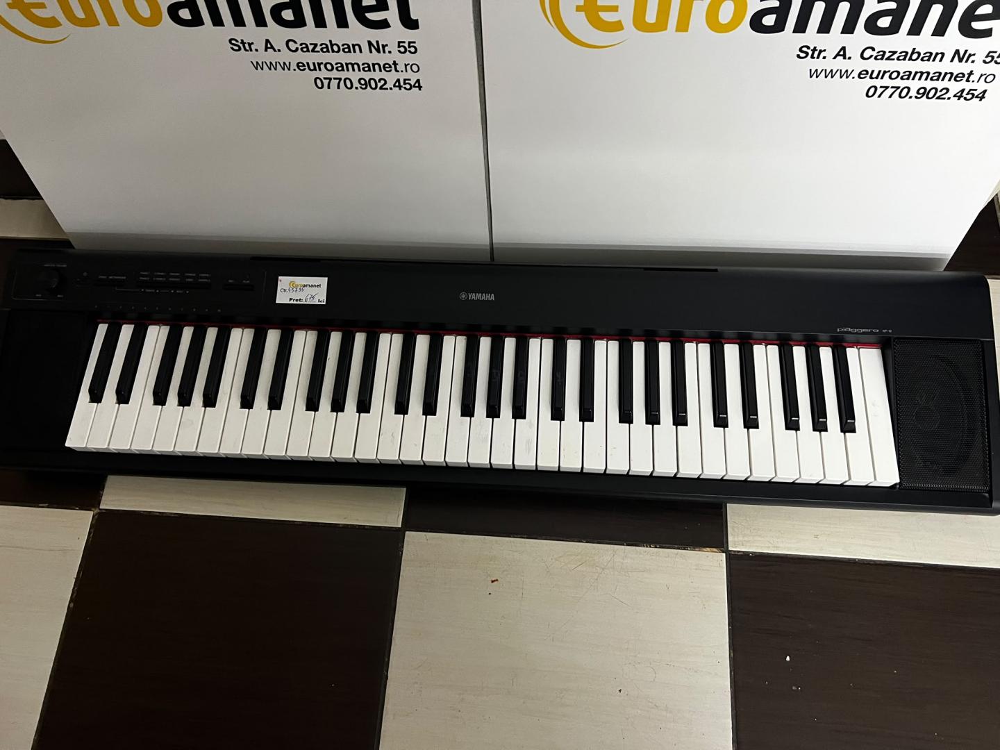 Pian Digital Portabil Yamaha NP-12 image 1