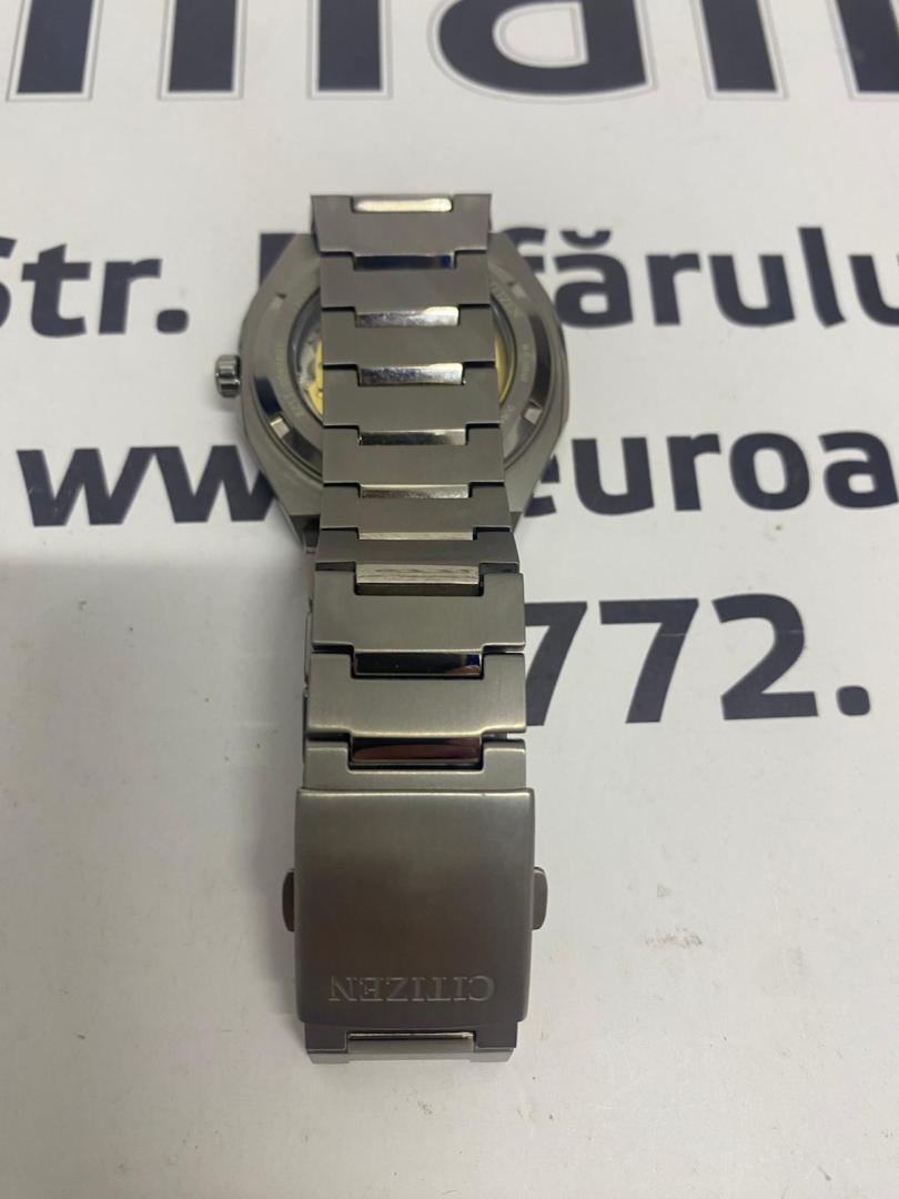 Citizen, Ceas cronograf automatic din titan image 2
