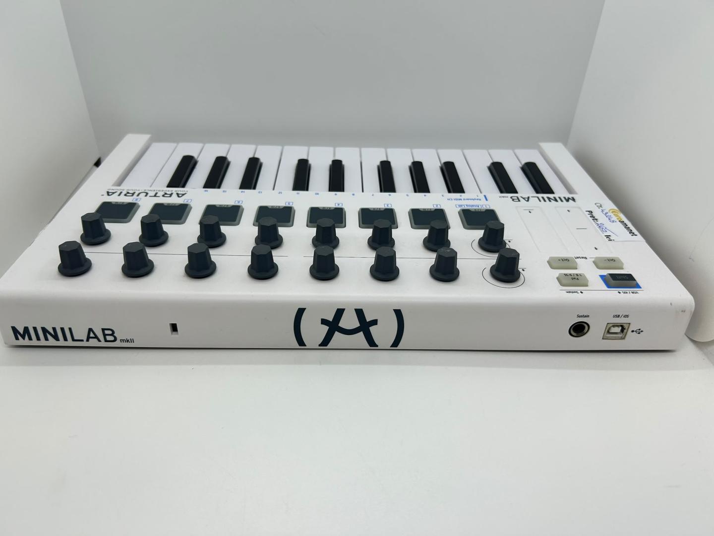 Controller Midi cu claviatura Arturia Minilab MKII image 3