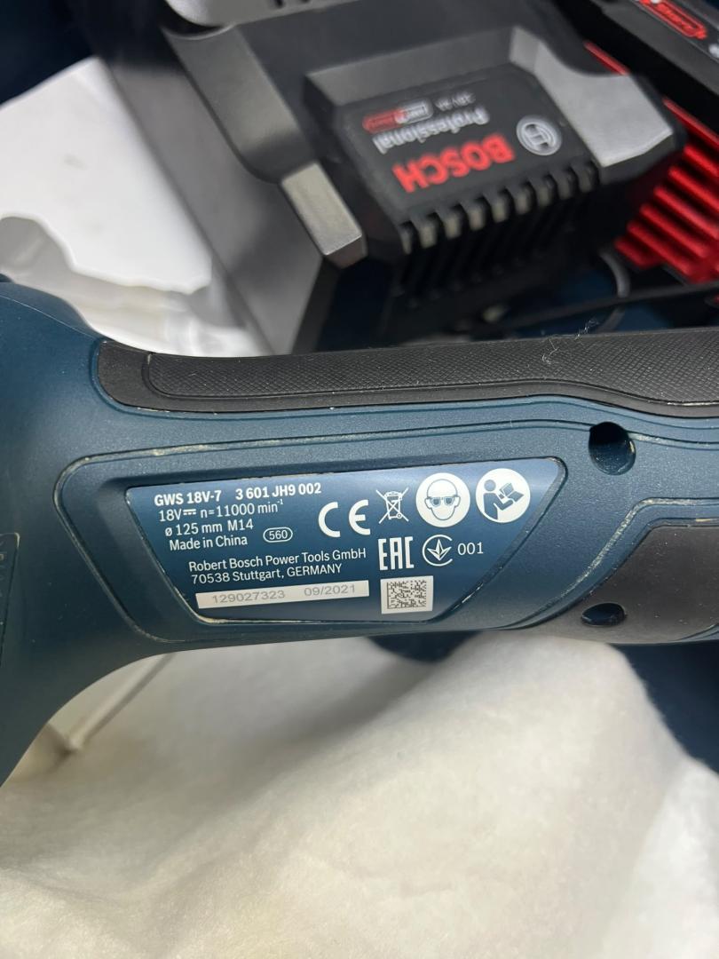 Flex Bosch GWS 18v-7 2 baterii + inc + cutie
