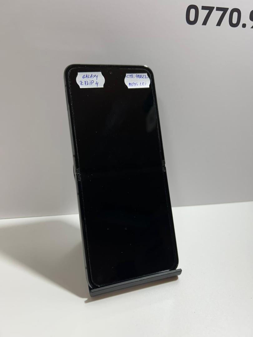 Telefon mobil Samsung Galaxy Z Flip4, 8GB RAM, 128GB, 5G, Graphite image 2