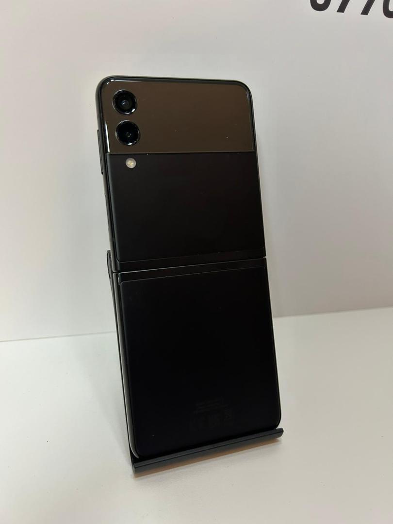 Telefon mobil Samsung Galaxy Z Flip3, 8GB RAM, 128GB, BLACK image 2