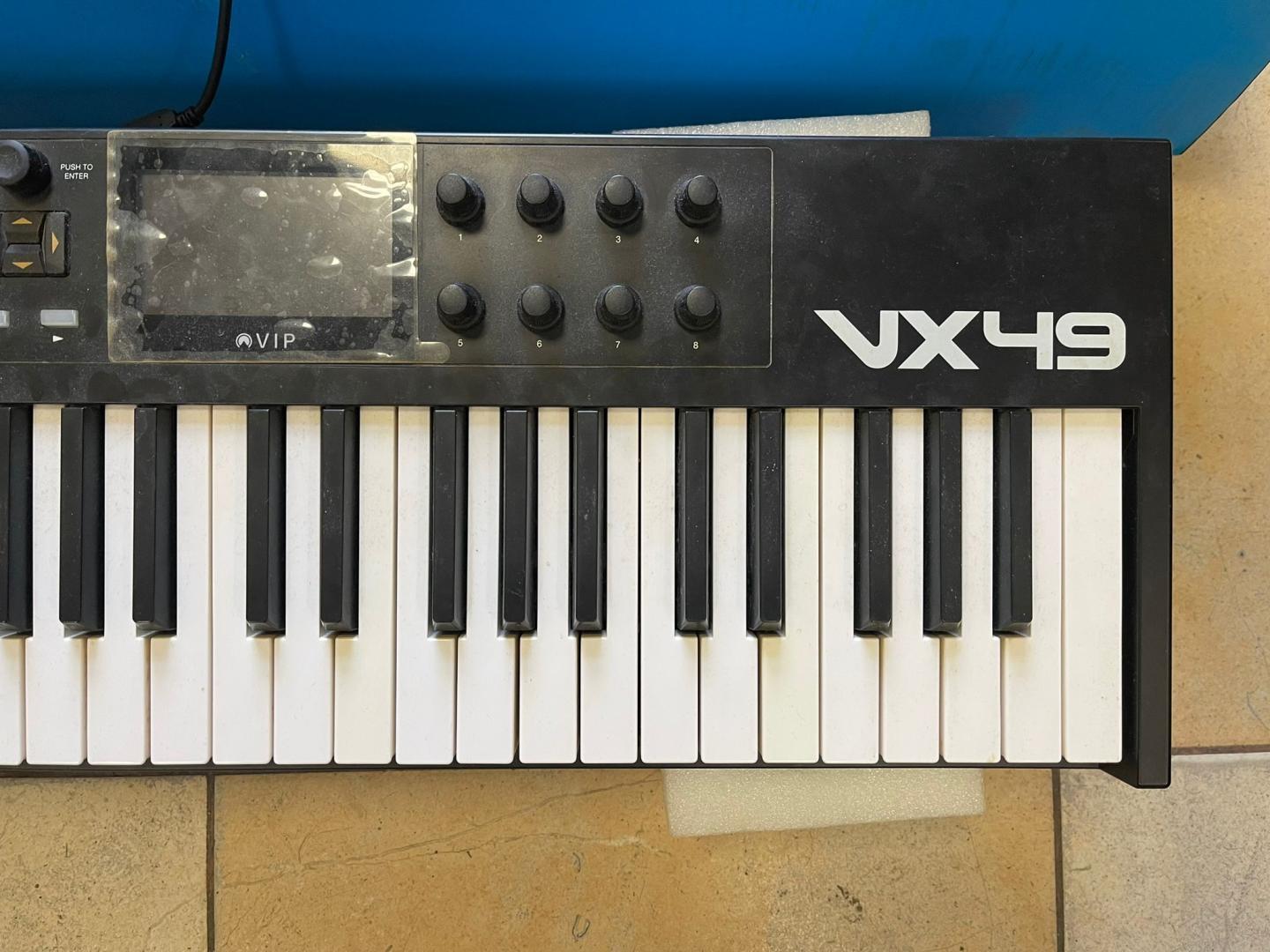 Controler MIDI Alesis VX49  image 4