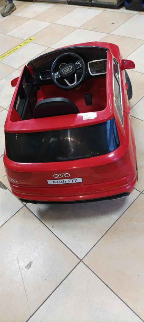 Masinuta copii Audi Q7 image 4