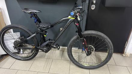 BULLS SIX50 TR STREET  cu 2 acumulatoare