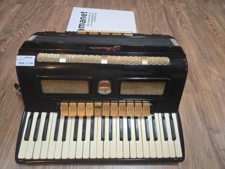 Acordeon Stradella cu 120 de basi