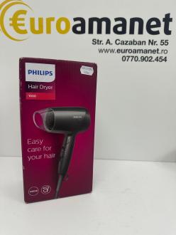 Uscator de par cu maner pliabil Philips