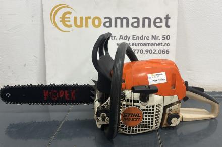 Motofierastrau Stihl MS 231, 40 cm, 2.7 CP, 2