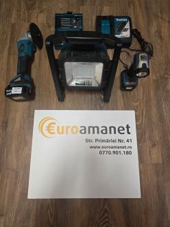 PACHET MAKITA: Proiector, Flex pe acumulator,, incarcator, set de insurubat