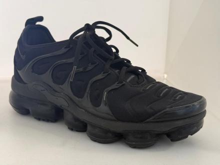 Adidasi NIKE AIR VAPORMAX PLUS