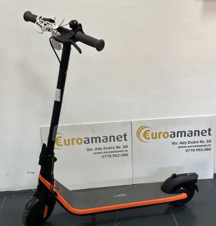 Trotineta electrica Ninebot eKickscooter C2