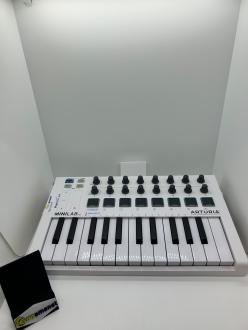 Controller Midi cu claviatura Arturia Minilab MKII